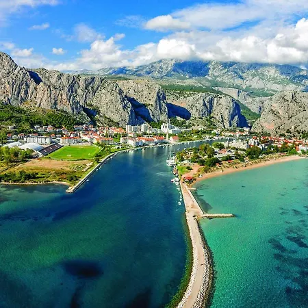 Apartment Stunning In Omis With Wifi *