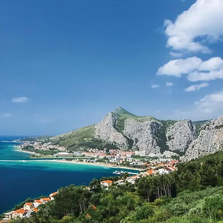 Apartment Stunning In Omis With Wifi Zakucac