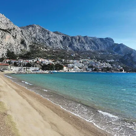 Stunning In Omis With Wifi Apartament *